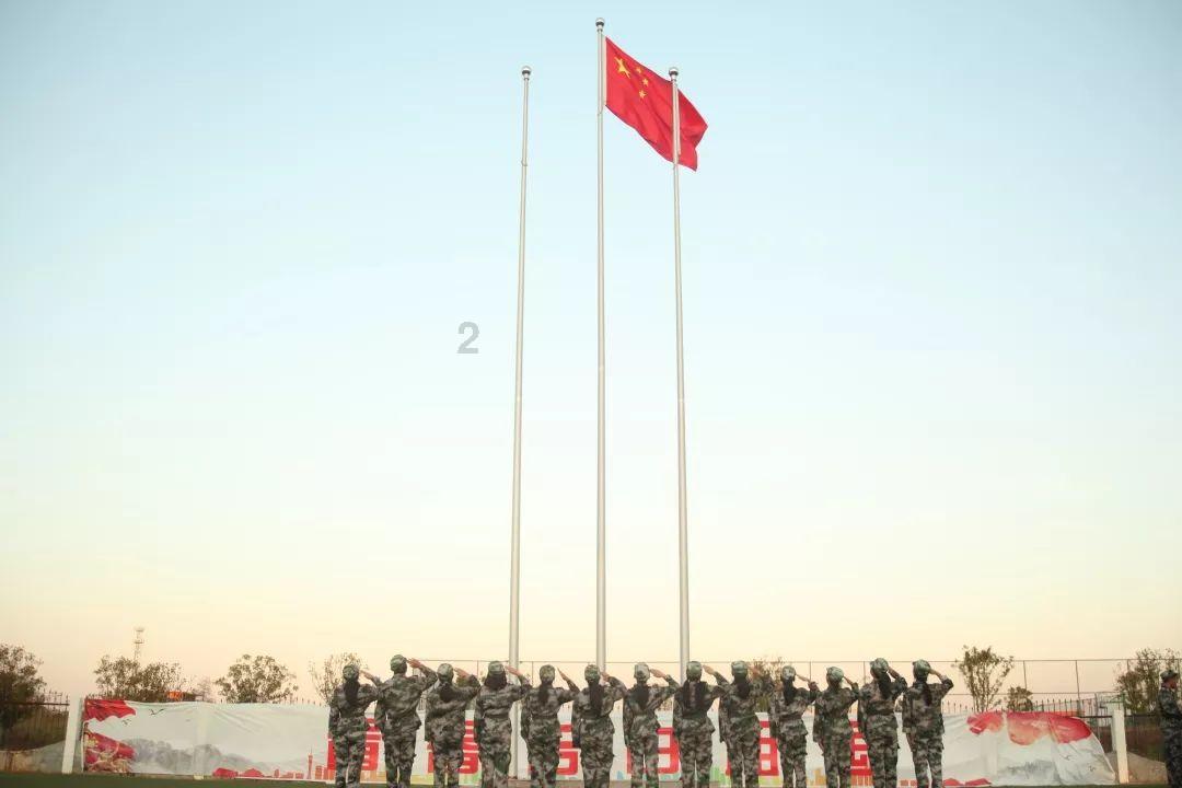 荣获十佳主持人修改病句游戏画面